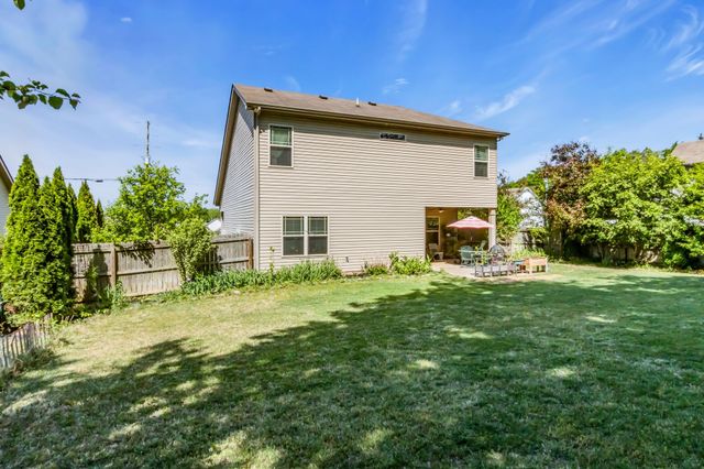 1410 Halverson Dr, Murfreesboro, TN 37128