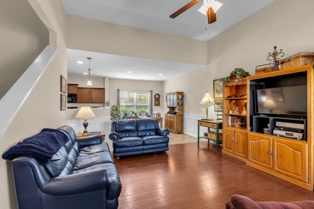 1410 Halverson Dr, Murfreesboro, TN 37128