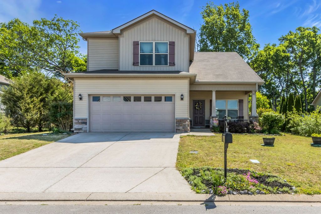 1410 Halverson Dr, Murfreesboro, TN 37128