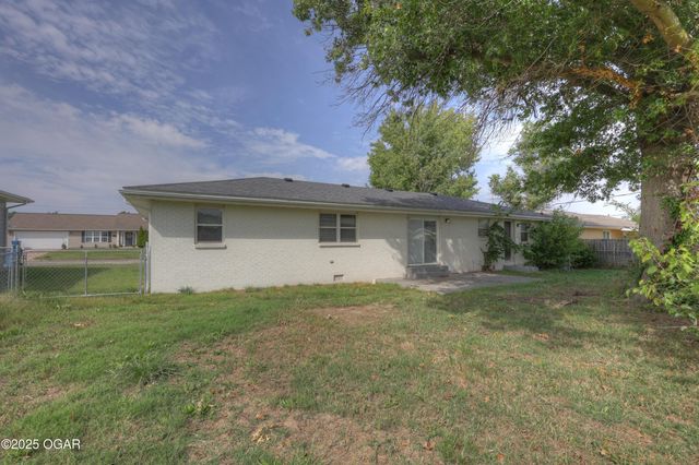 2615 Missouri Avenue, Joplin, MO 64804