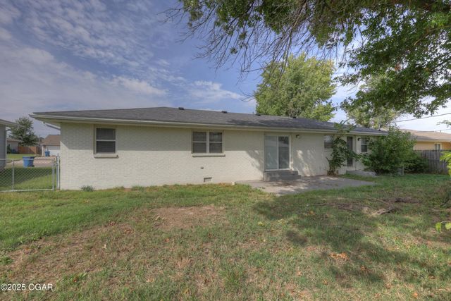 2615 Missouri Avenue, Joplin, MO 64804