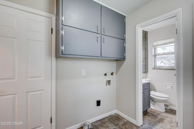 2615 Missouri Avenue, Joplin, MO 64804