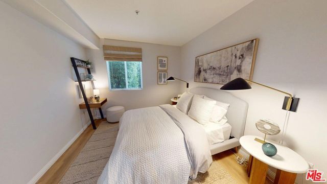 1901 N Buena Vista Street 3-305, Burbank, CA 91504