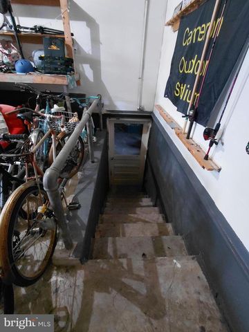 1 PEPSI LN, Petersburg, WV 26847