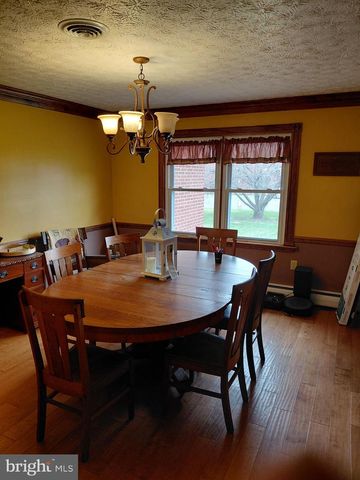 1 PEPSI LN, Petersburg, WV 26847