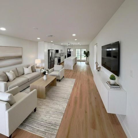 3902 Harwood Street, West Palm Beach, FL 33403