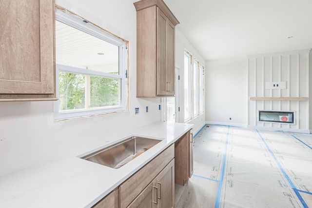 4725 STAYTON FERRY CIR, Columbia, MO 65201