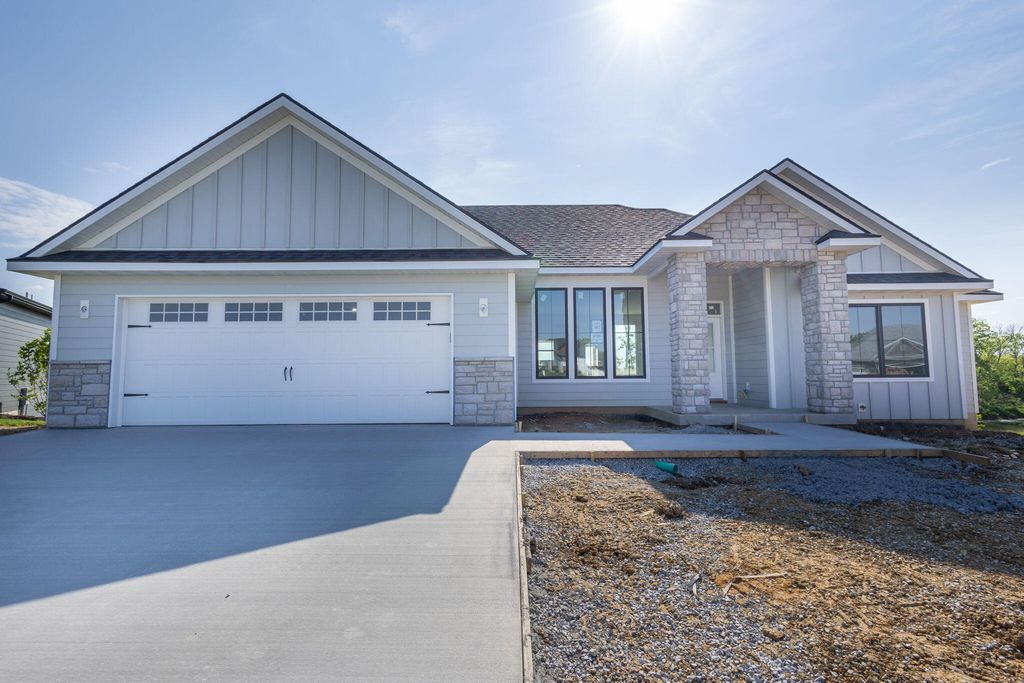 4725 STAYTON FERRY CIR, Columbia, MO 65201