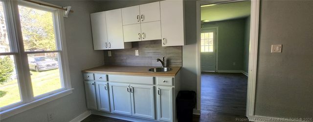 233 W Barbee Street, Zebulon, NC 27597