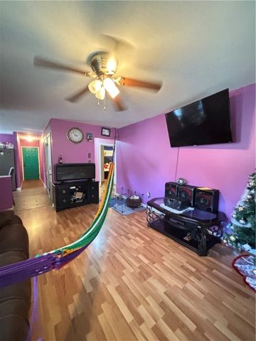 902 S Knoxville Avenue, Russellville, AR 72801