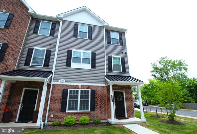 401 W SPRUCE, Perkasie, PA 18944