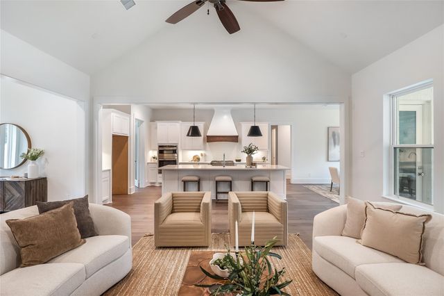 136 Grand View, Huntsville, TX 77340