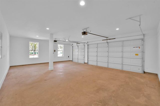 136 Grand View, Huntsville, TX 77340