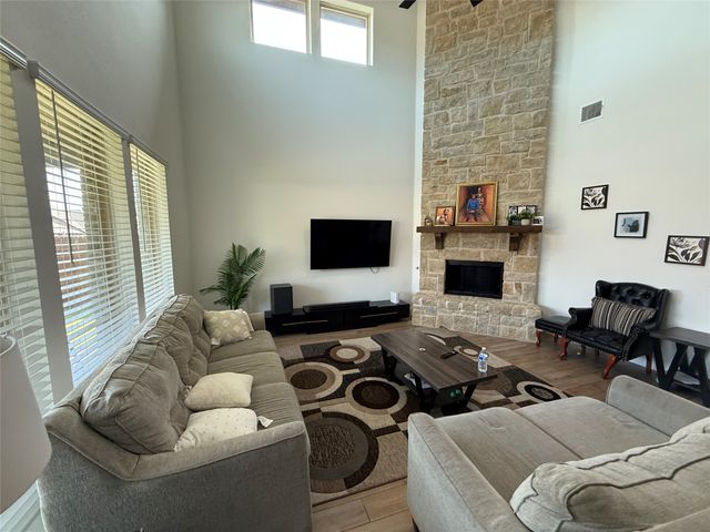 3113 Blazing Star Road, Mesquite, TX 75181