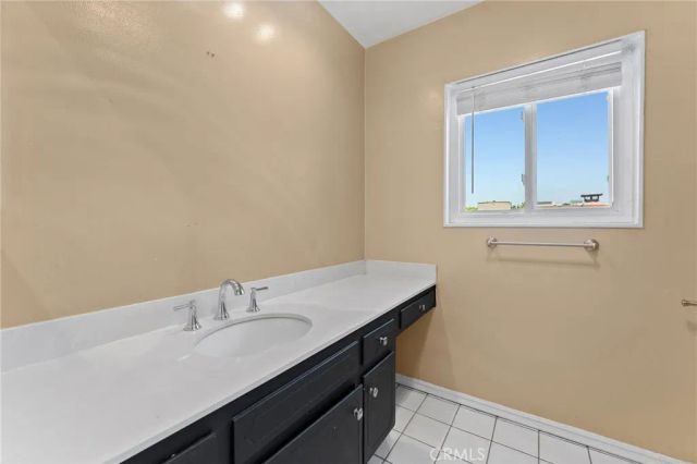 6627 Columbus Avenue, Van Nuys, CA 91405