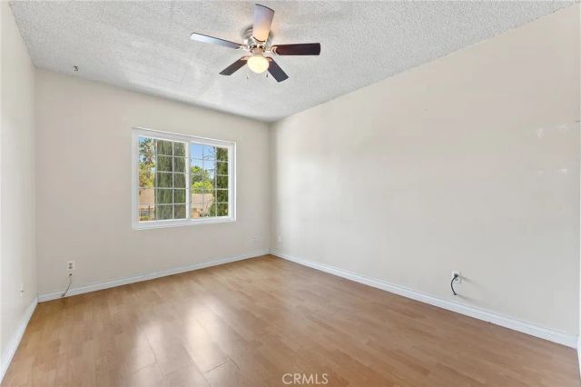 6627 Columbus Avenue, Van Nuys, CA 91405