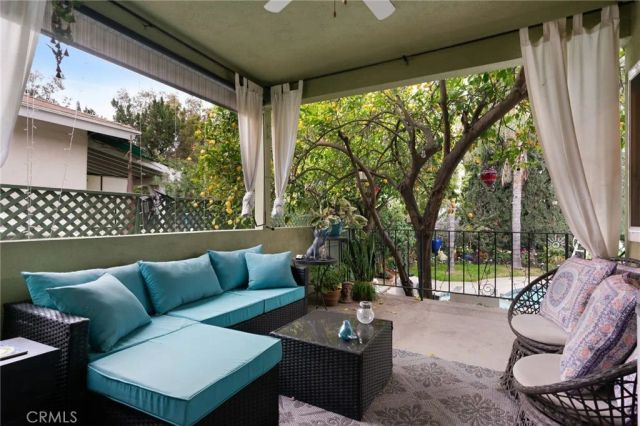 6627 Columbus Avenue, Van Nuys, CA 91405