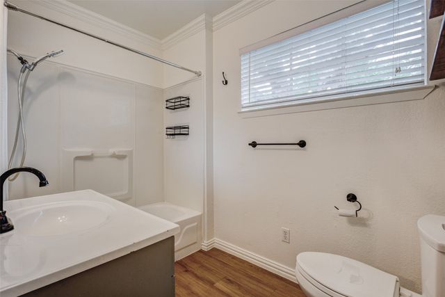 3263 Bilglade Road, Fort Worth, TX 76133