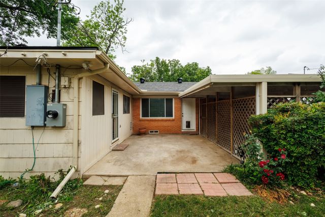 3263 Bilglade Road, Fort Worth, TX 76133