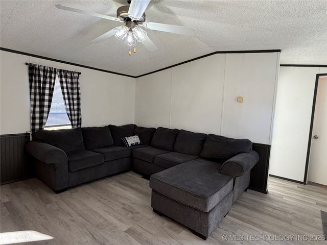 1752 Krebs Lake, Mcalester, OK 74501