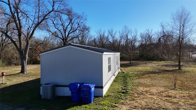 1752 Krebs Lake, Mcalester, OK 74501