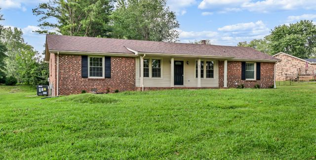 803 Laurel Dr, Clarksville, TN 37043