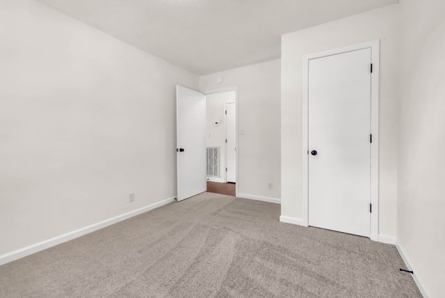 803 Laurel Dr, Clarksville, TN 37043