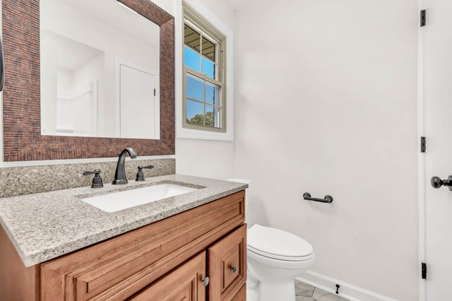 803 Laurel Dr, Clarksville, TN 37043