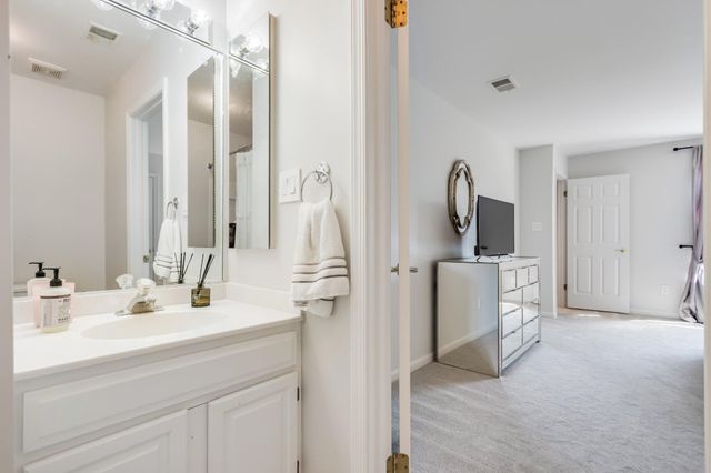 1289 MIDDLETON CT, Vienna, VA 22182
