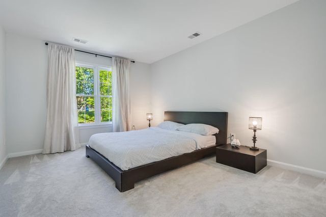 1289 MIDDLETON CT, Vienna, VA 22182