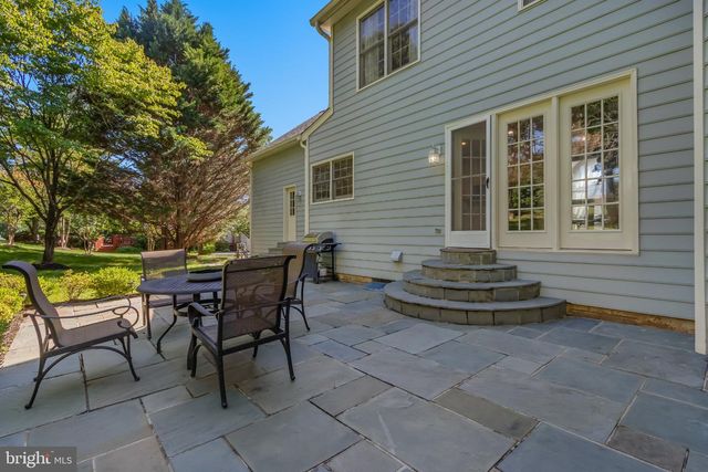 1289 MIDDLETON CT, Vienna, VA 22182