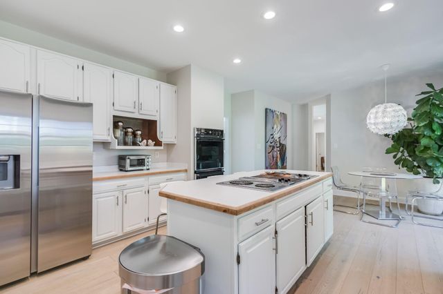 1289 MIDDLETON CT, Vienna, VA 22182