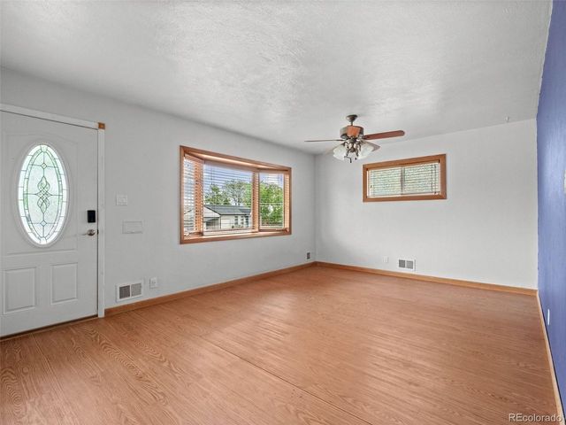 1464 Lucille Ct, Northglenn, CO 80233