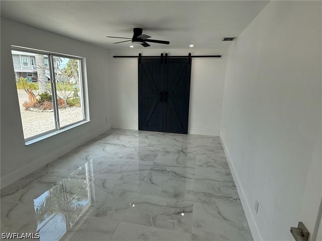 2823 Janet ST, Matlacha, FL 33993
