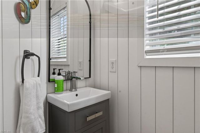 5804 Woodstock PT, Virginia Beach, VA 23464