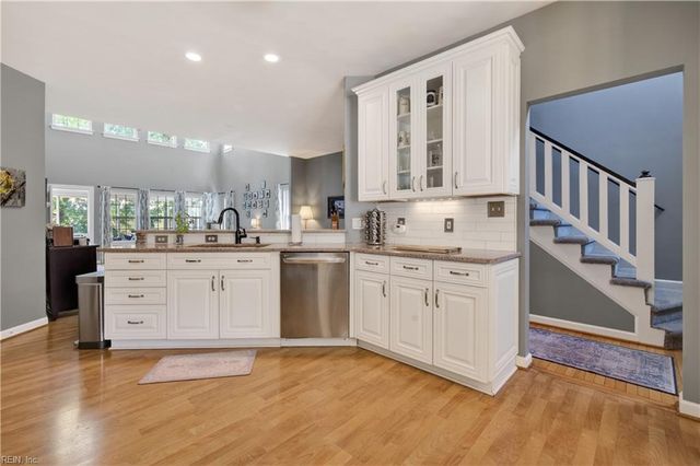 5804 Woodstock PT, Virginia Beach, VA 23464