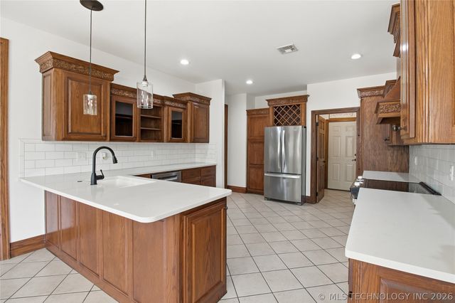 1515 Redwood Place, Tahlequah, OK 74464