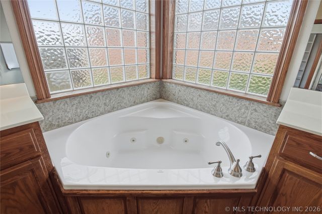 1515 Redwood Place, Tahlequah, OK 74464