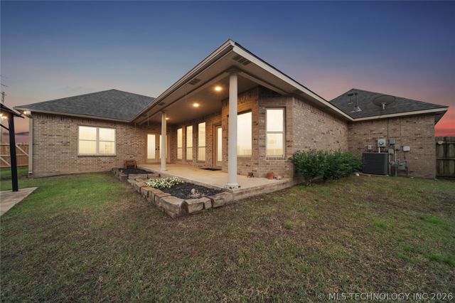 1515 Redwood Place, Tahlequah, OK 74464