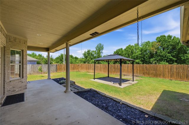 1515 Redwood Place, Tahlequah, OK 74464