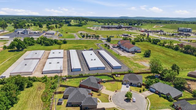 1515 Redwood Place, Tahlequah, OK 74464