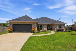 1515 Redwood Place, Tahlequah, OK 74464
