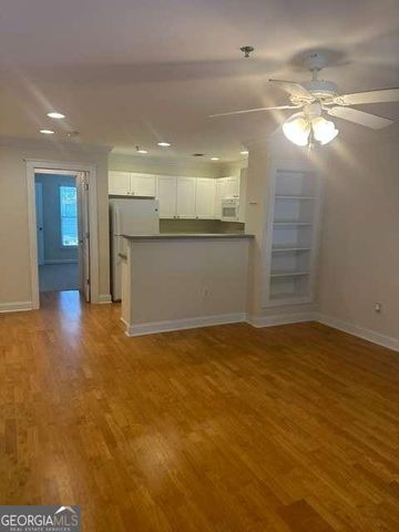 490 Barnett Shoals Road 436, Athens, GA 30605