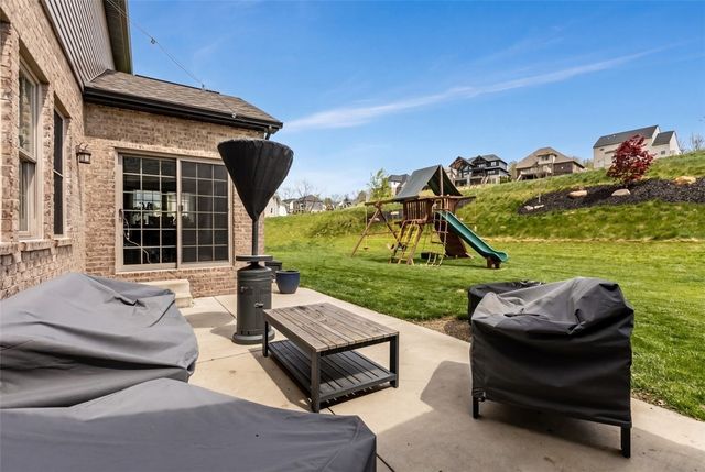 359 Juniper Way, Peters Twp, PA 15317