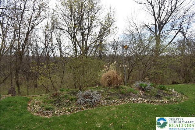 68 Freedom Terrace, Easton, PA 18045