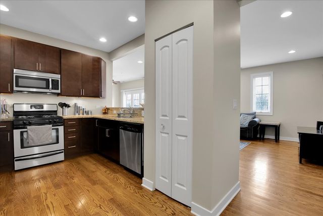 9107 Grand Avenue 3W, Franklin Park, IL 60131