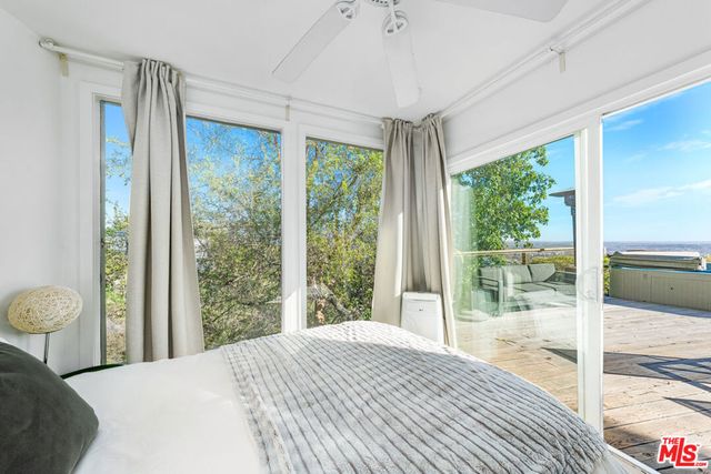 8494 Cole Crest Drive, Los Angeles, CA 90046