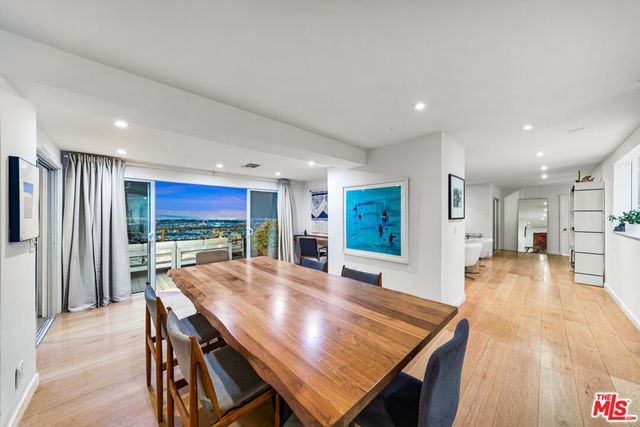 8494 Cole Crest Drive, Los Angeles, CA 90046