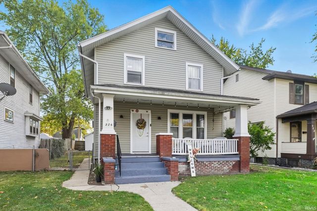 326 Lexington Court, Fort Wayne, IN 46806