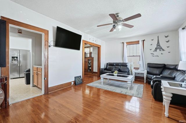 326 Lexington Court, Fort Wayne, IN 46806
